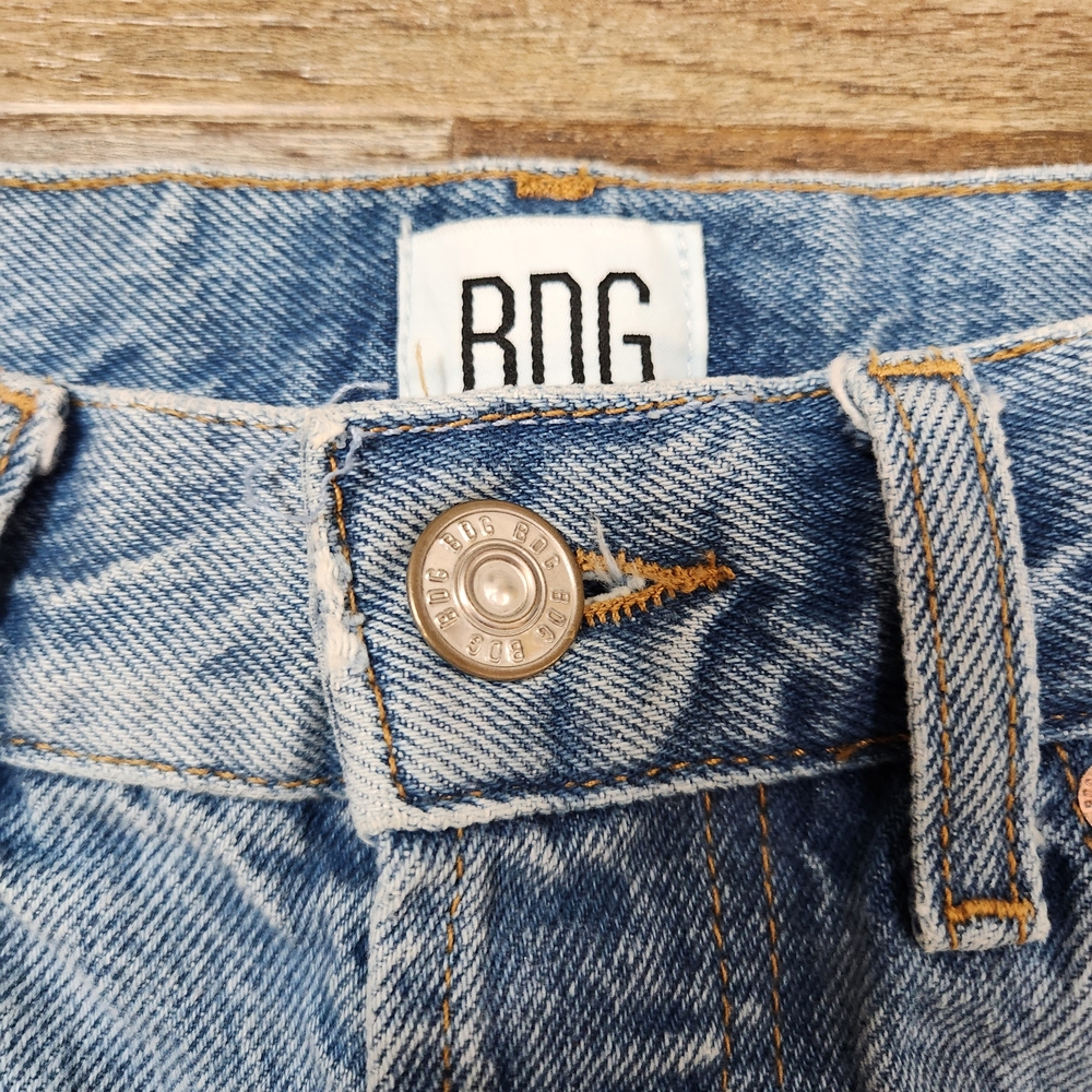 BDG Two-Tone Patch High Waist Distressed Ankle Jeans Size 28 - Picture 5 of 8